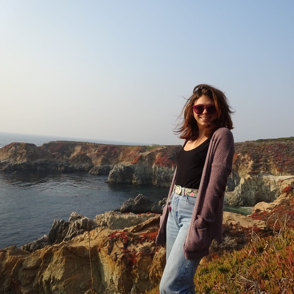 Meet your Posher, Rebecca - Picture 1 of 1